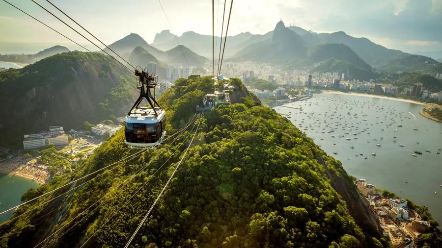 Cable car to Sugarloaf Mountain